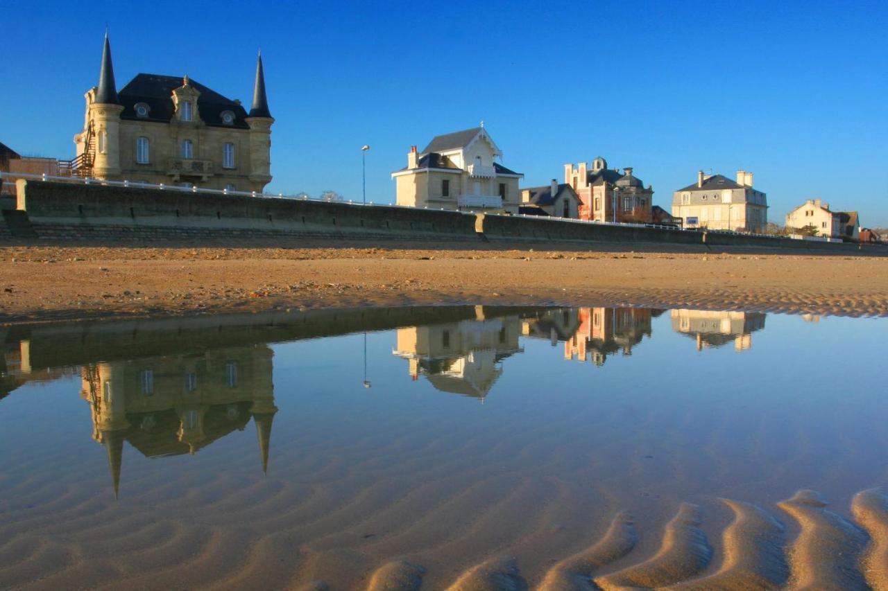 Maison Omaha: Renovated Beachside Retreat with Garden and Ping Pong Vierville-sur-Mer Exterior photo